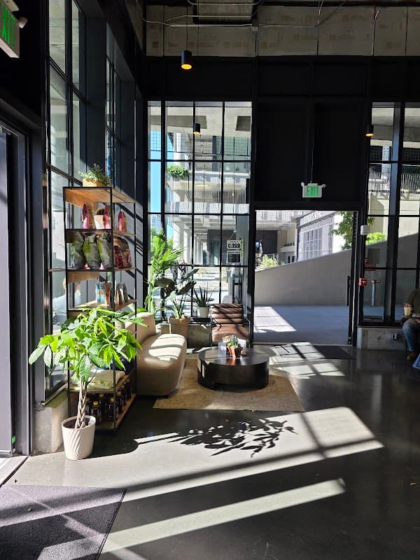 E+ROSE Wellness Cafe: Where Health Meets Matcha